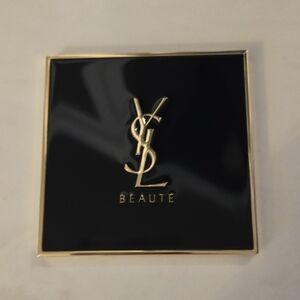 Yves Saint Laurent Beauté Mirror in Black and White